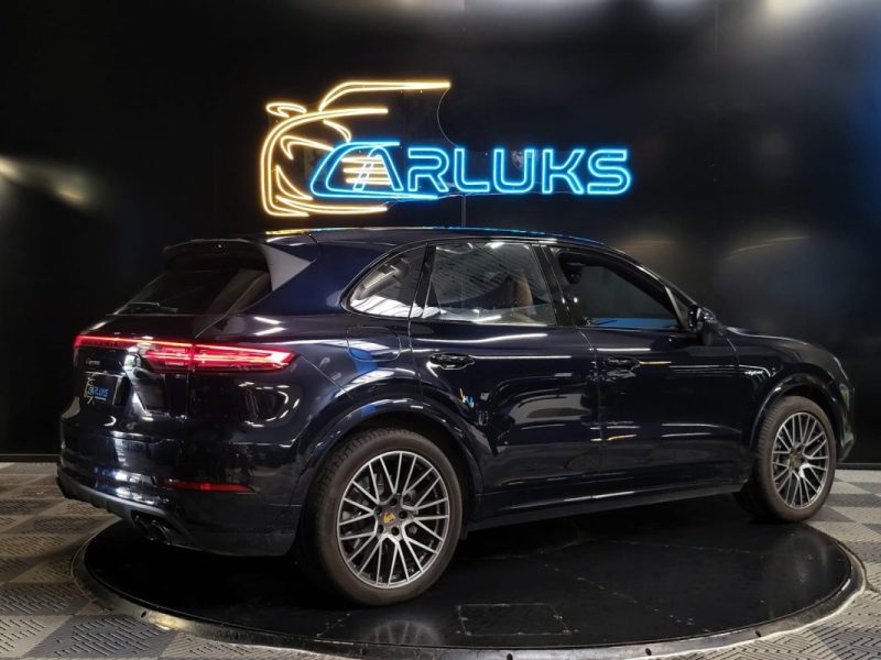 PORSCHE CAYENNE 3.0 V6 E-HYBRID 462CH 3.0 V6 E-HYBRID 462CH / JANTES 21 SPYDER / SONO BOSE / ATTELAG