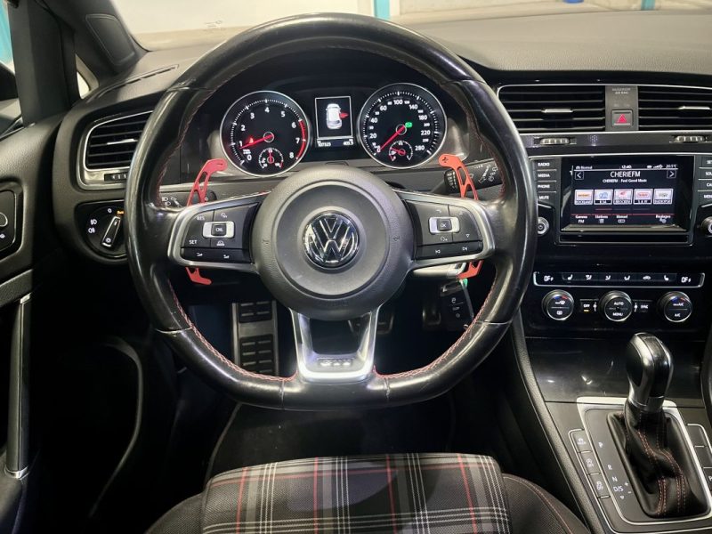 VOLKSWAGEN GOLF 7 GTI 2.0 TSI 220ch DSG6 5 PORTES