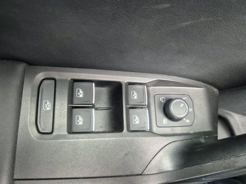 SEAT LEON  2024