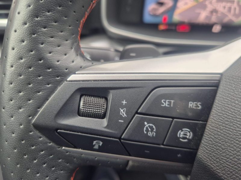 SEAT LEON  2024