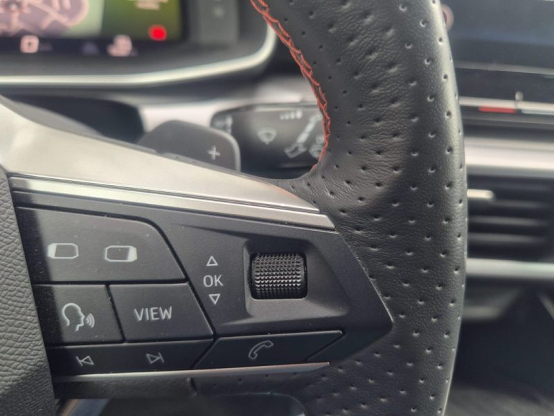 SEAT LEON  2024