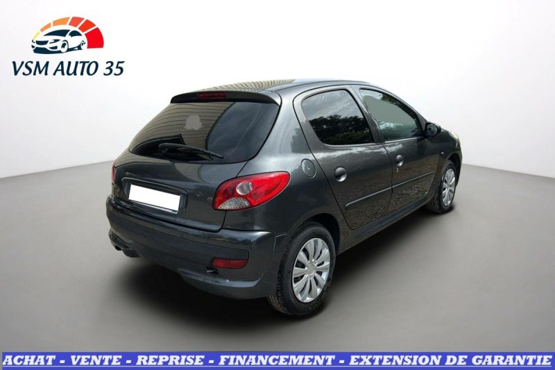 PEUGEOT 206 Plus 1.1i 60 Trendy 5P BVM5