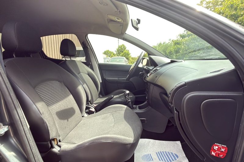 PEUGEOT 206 Plus 1.1i 60 Trendy 5P BVM5