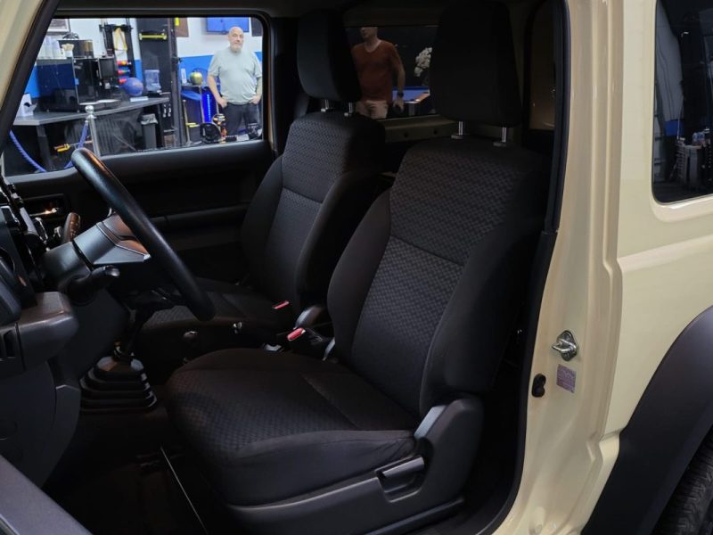 SUZUKI JIMNY II 1.5 VVT 102cv Privilège 2 Places AllGrip 4WD BVM5 1ère Main