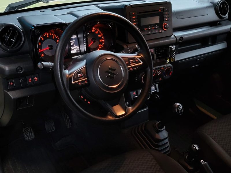 SUZUKI JIMNY II 1.5 VVT 102cv Privilège 2 Places AllGrip 4WD BVM5 1ère Main