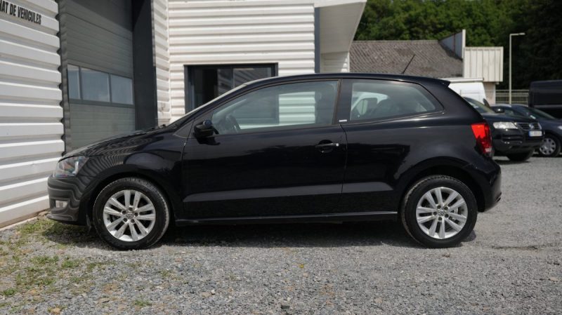 VOLKSWAGEN POLO 2011