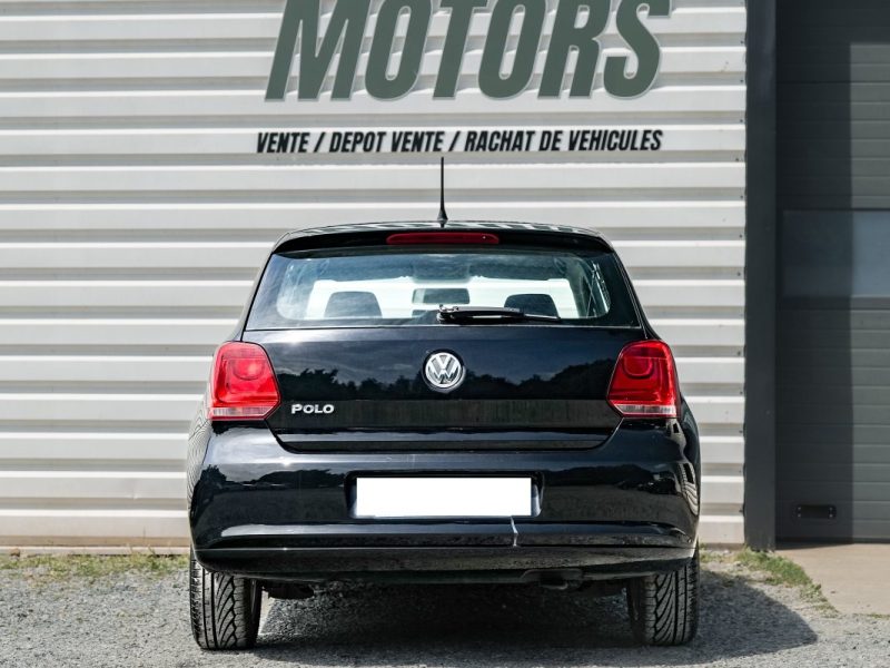 VOLKSWAGEN POLO 2011