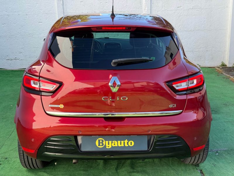 RENAULT CLIO 2016