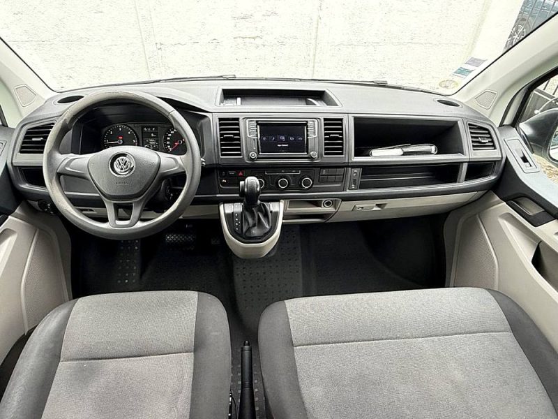 VOLKSWAGEN TRANSPORTER 2019