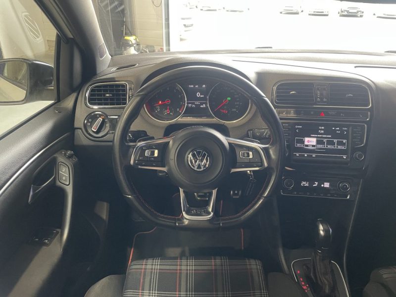 VOLKSWAGEN POLO 1.8 TSI 192 BMT DSG7 GTI - Suivi d'entretien complet
