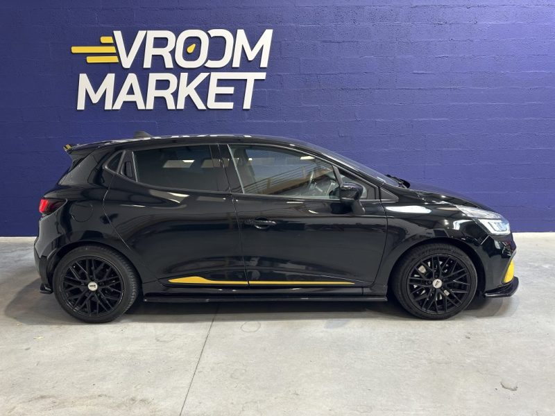 RENAULT CLIO IV 1.6 Turbo 200 EDC RS