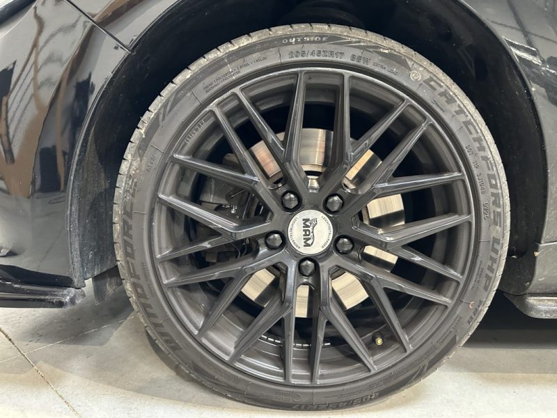 RENAULT CLIO IV 1.6 Turbo 200 EDC RS