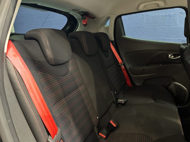 RENAULT CLIO IV 1.6 Turbo 200 EDC RS