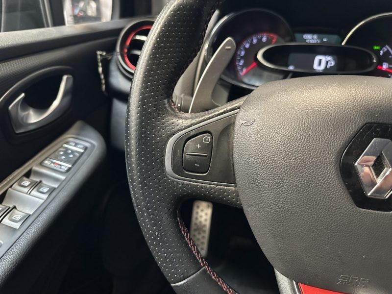 RENAULT CLIO IV 1.6 Turbo 200 EDC RS