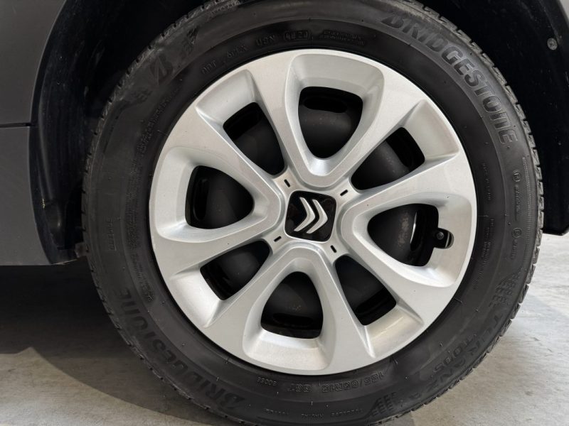 CITROEN C3 83 Ch S&S BVM5 Live - SUIVI D'ENTRETIEN COMPLET - ETAT PROCHE DU NEUF