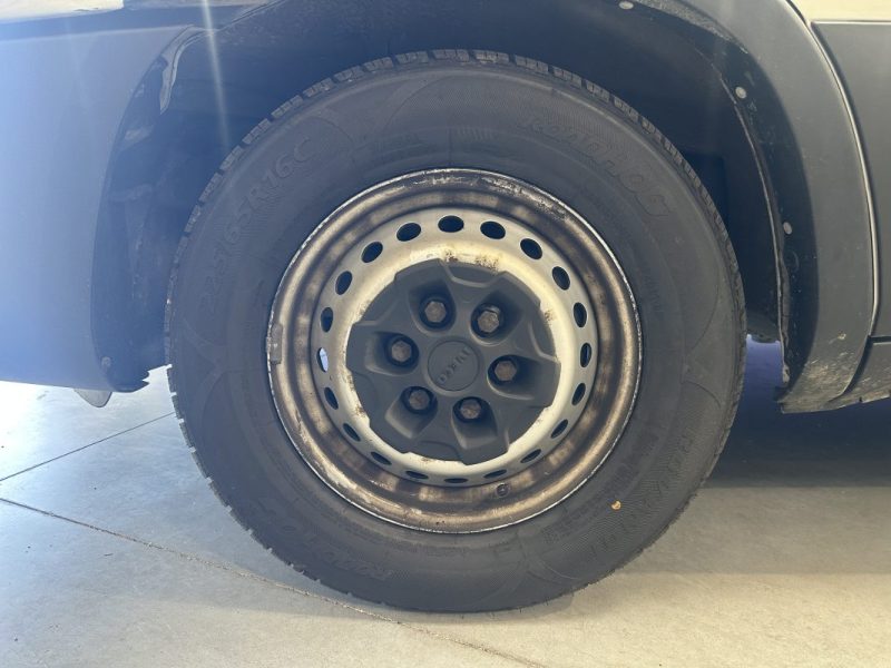 IVECO 35S14 DAILY Fourgon L2H2 2.3L 140ch BVA8