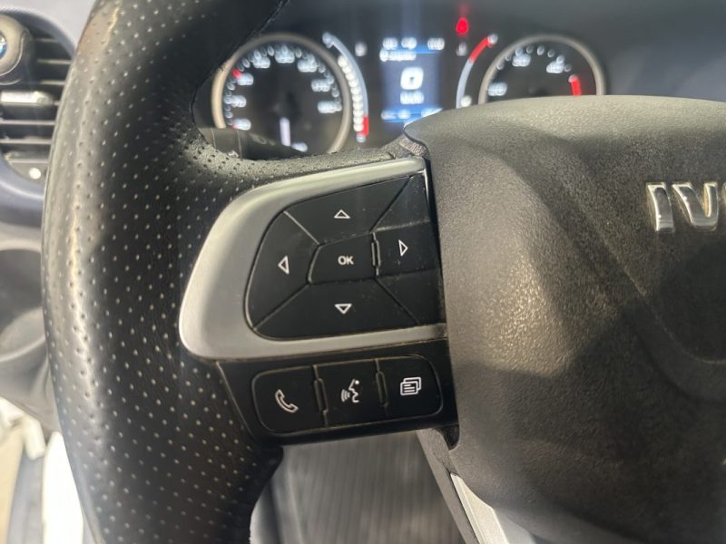 IVECO 35S14 DAILY Fourgon L2H2 2.3L 140ch BVA8