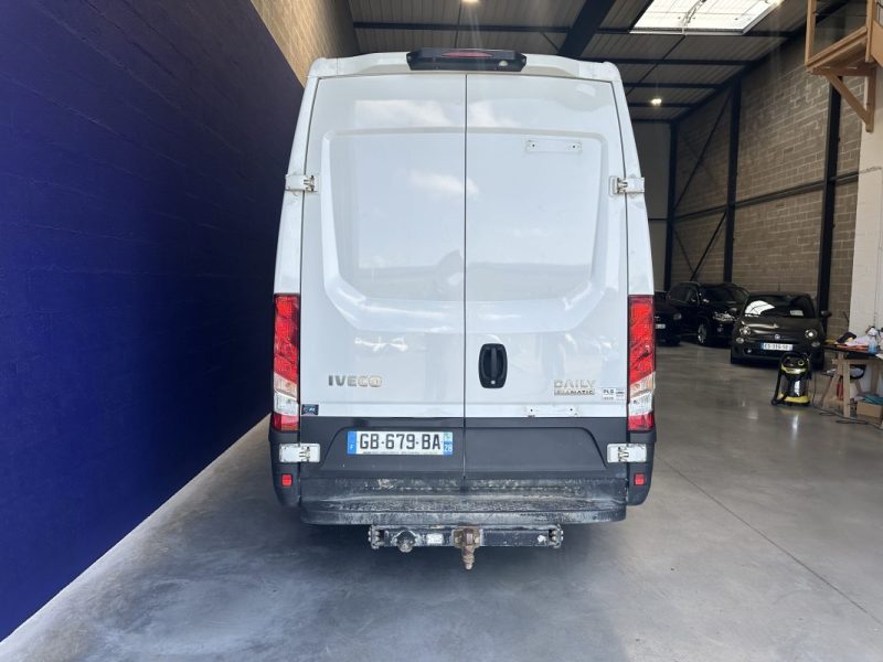 IVECO 35S14 DAILY Fourgon L2H2 2.3L 140ch BVA8