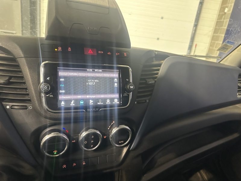 IVECO 35S14 DAILY Fourgon L2H2 2.3L 140ch BVA8