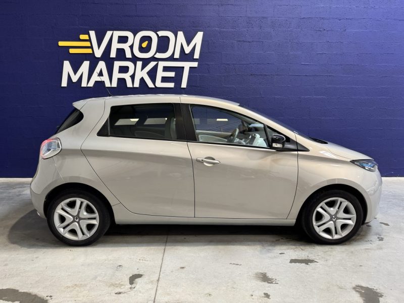 RENAULT ZOE Zen - RADAR DE RECUL - GPS - TRES BON ETAT GENERAL