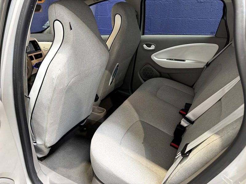 RENAULT ZOE Zen - RADAR DE RECUL - GPS - TRES BON ETAT GENERAL