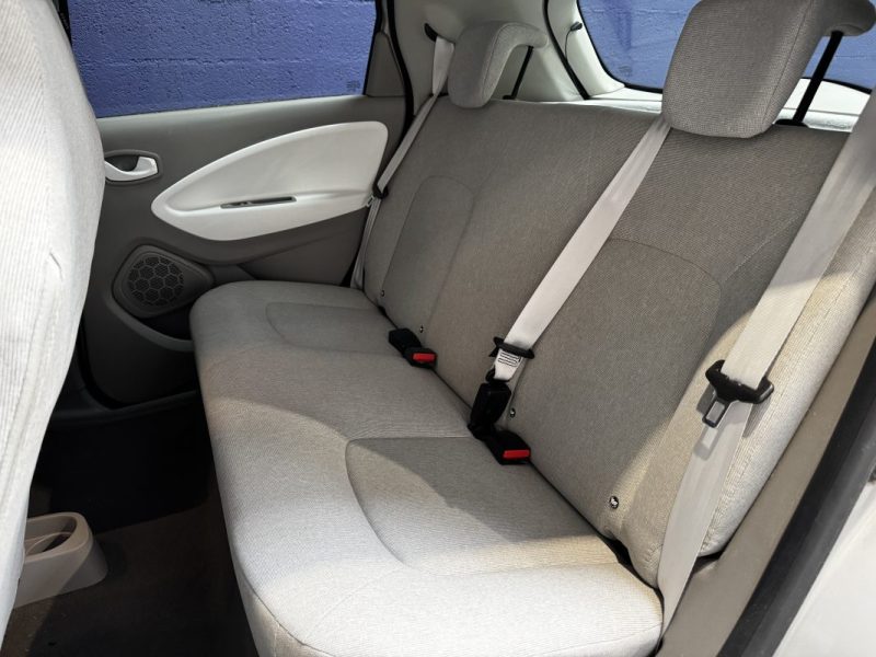 RENAULT ZOE Zen - RADAR DE RECUL - GPS - TRES BON ETAT GENERAL