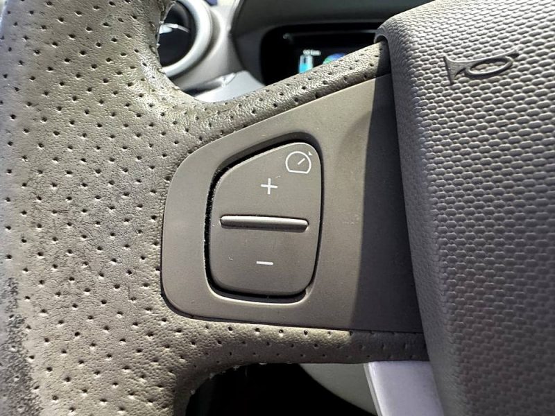 RENAULT ZOE Zen - RADAR DE RECUL - GPS - TRES BON ETAT GENERAL