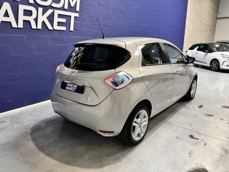 RENAULT ZOE Zen - RADAR DE RECUL - GPS - TRES BON ETAT GENERAL