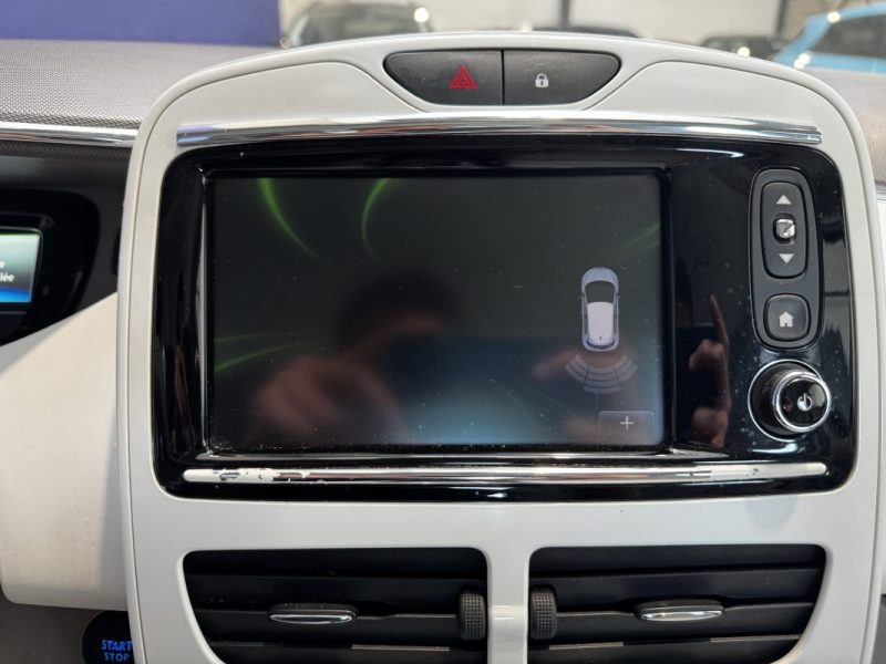 RENAULT ZOE Zen - RADAR DE RECUL - GPS - TRES BON ETAT GENERAL