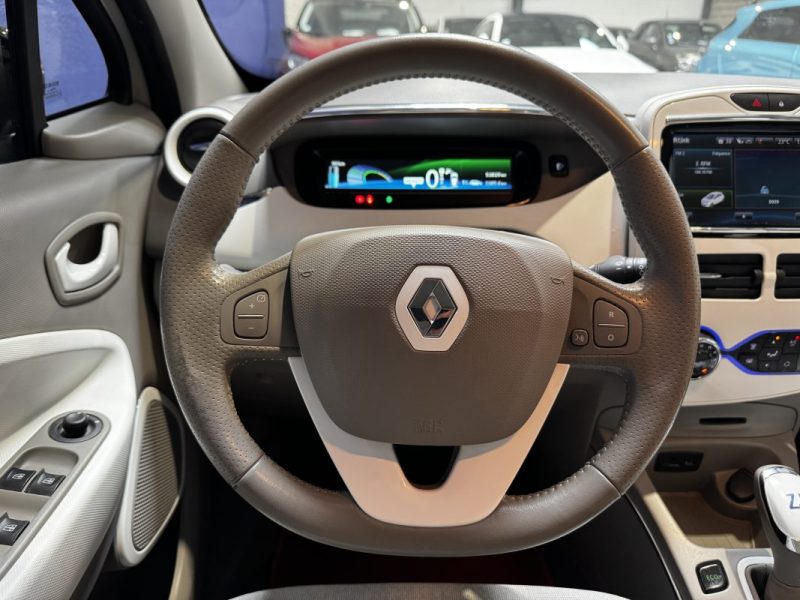RENAULT ZOE Zen - RADAR DE RECUL - GPS - TRES BON ETAT GENERAL