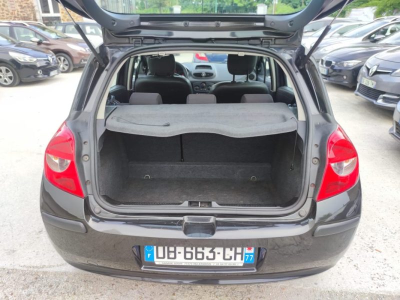 RENAULT CLIO III Expression dCi 70 eco2