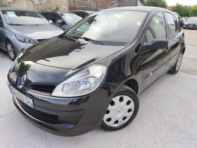 RENAULT CLIO III Expression dCi 70 eco2