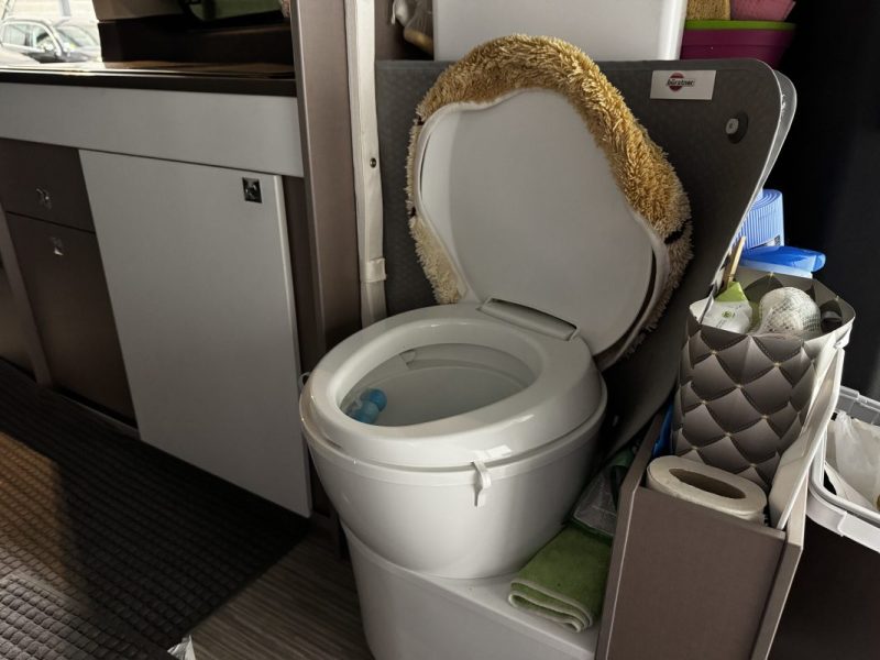 BURSTNER C 530 COPA 2.0 ECOBLUE 130 BVA ACTIVE- 1 ERE MAIN - SUIVI COMPLET FORD