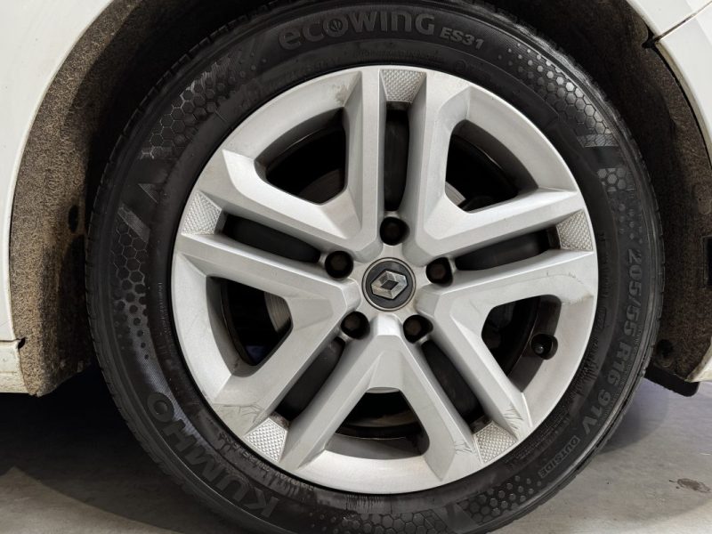 RENAULT MEGANE IV BERLINE BUSINESS 1.5 dCi 115 Business - DISTRI OK - SUIVI D'ENTRETIEN COMPLET - 2 