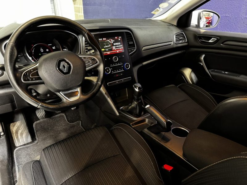 RENAULT MEGANE IV BERLINE BUSINESS 1.5 dCi 115 Business - DISTRI OK - SUIVI D'ENTRETIEN COMPLET - 2 