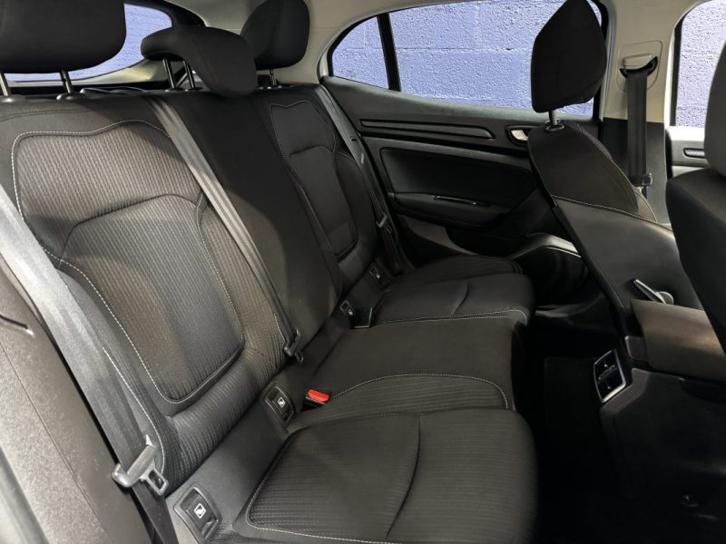 RENAULT MEGANE IV BERLINE BUSINESS 1.5 dCi 115 Business - DISTRI OK - SUIVI D'ENTRETIEN COMPLET - 2 