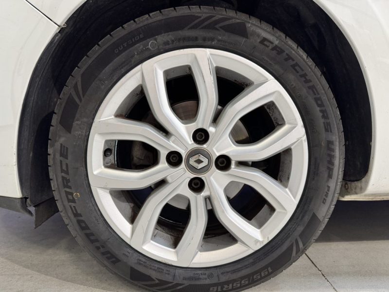 RENAULT CLIO IV 0.9 TCe 90 Intens - SUIVI D'ENTRETIEN COMPLET - MOTEUR A CHAINE - CAMERA