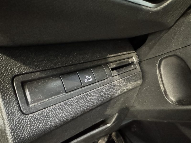 PEUGEOT 5008 130ch S&S BVM6 GT Line - DISTRI OK - SUIVI COMPLET PEUGEOT