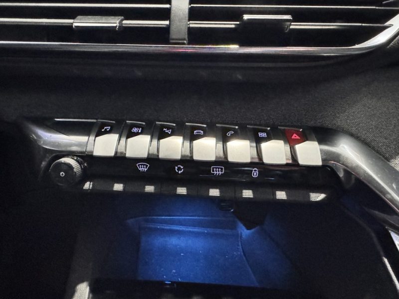 PEUGEOT 5008 130ch S&S BVM6 GT Line - DISTRI OK - SUIVI COMPLET PEUGEOT