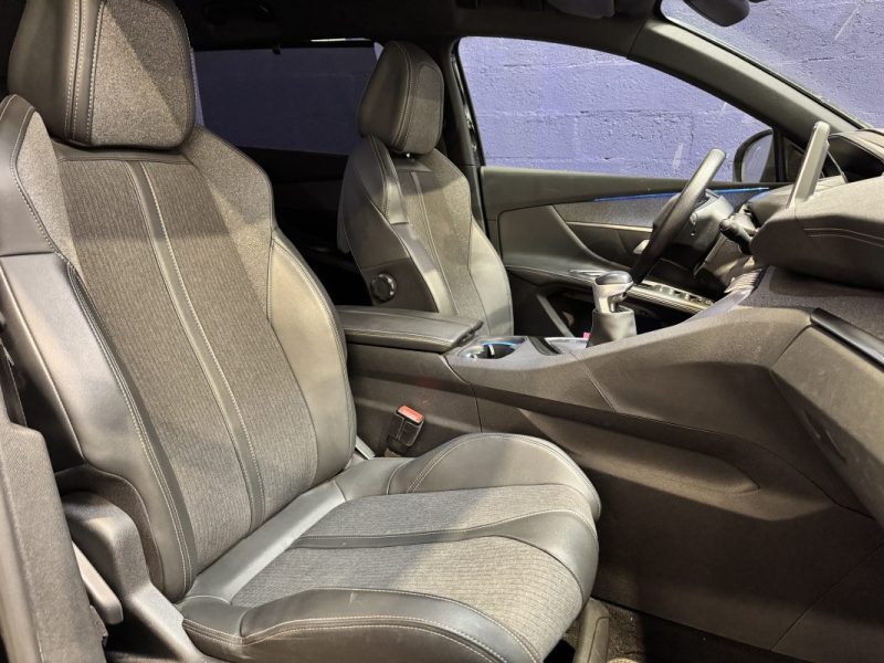PEUGEOT 5008 130ch S&S BVM6 GT Line - DISTRI OK - SUIVI COMPLET PEUGEOT