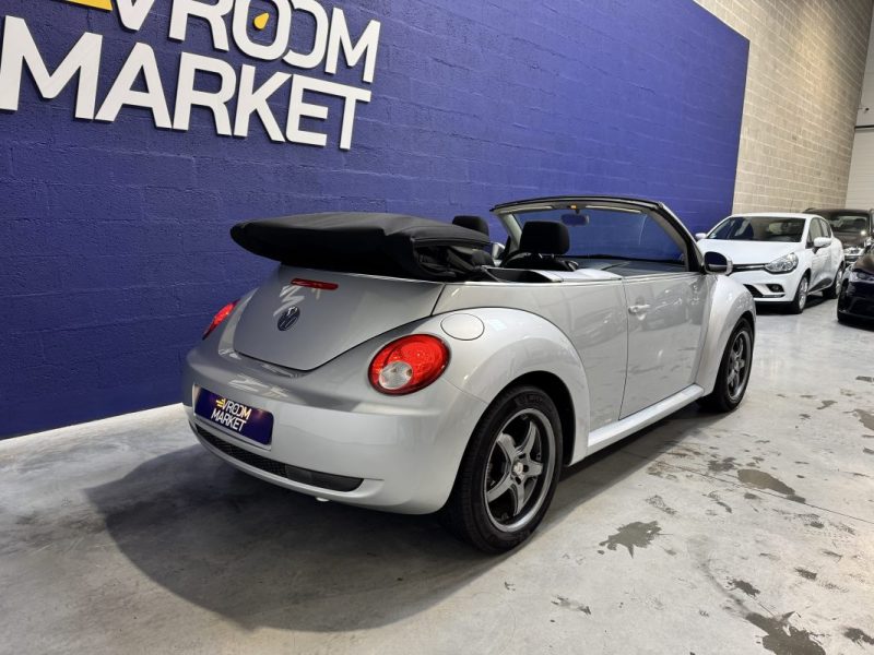 VOLKSWAGEN NEW BEETLE CABRIOLET 1.6i 102 ch - DISTRI OK