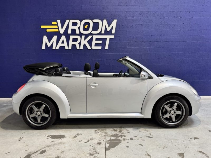 VOLKSWAGEN NEW BEETLE CABRIOLET 1.6i 102 ch - DISTRI OK