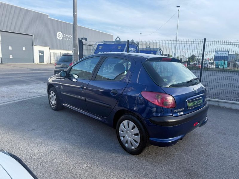 PEUGEOT 206 2005