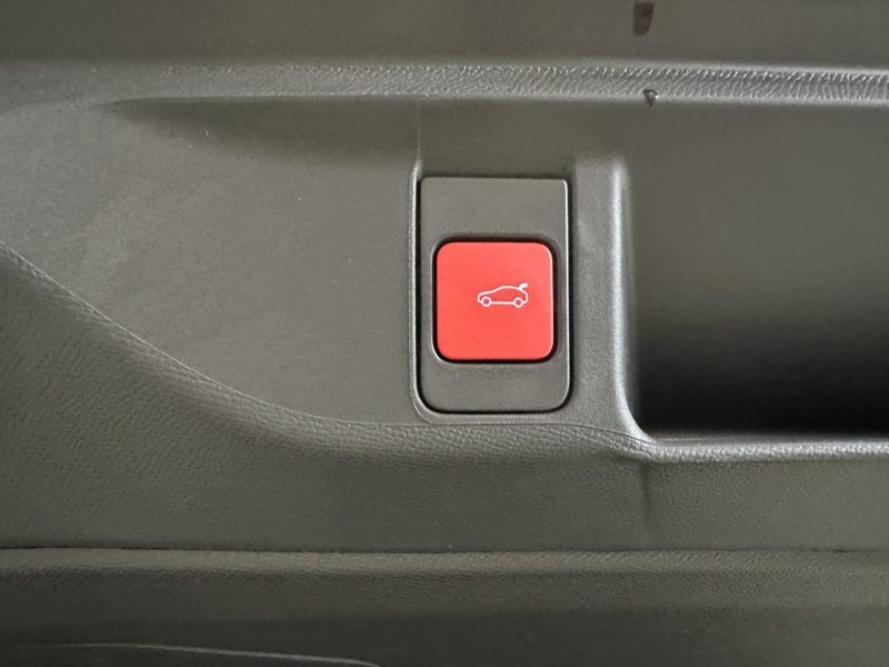 DS 4 HDI 130 RIVOLI EAT8 Tva