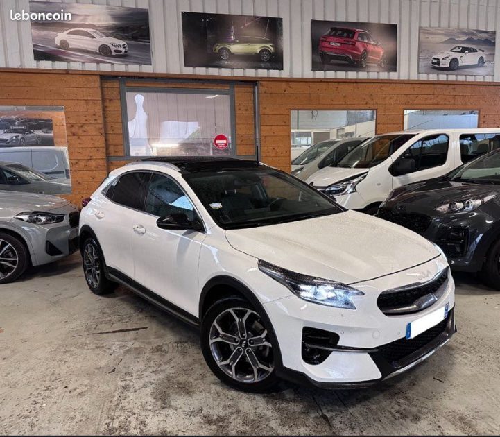 KIA XCEED 1.6 GDI HYBRIDE 141cv 