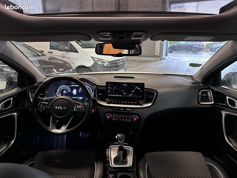 KIA XCEED 1.6 GDI HYBRIDE 141cv 