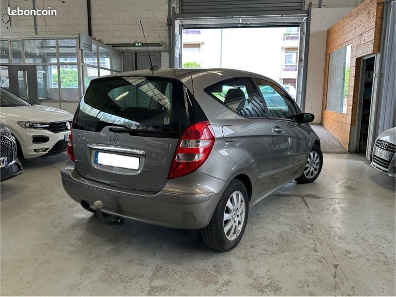 MERCEDES BENZ CLASSE A  elegance 180 CDI BVA