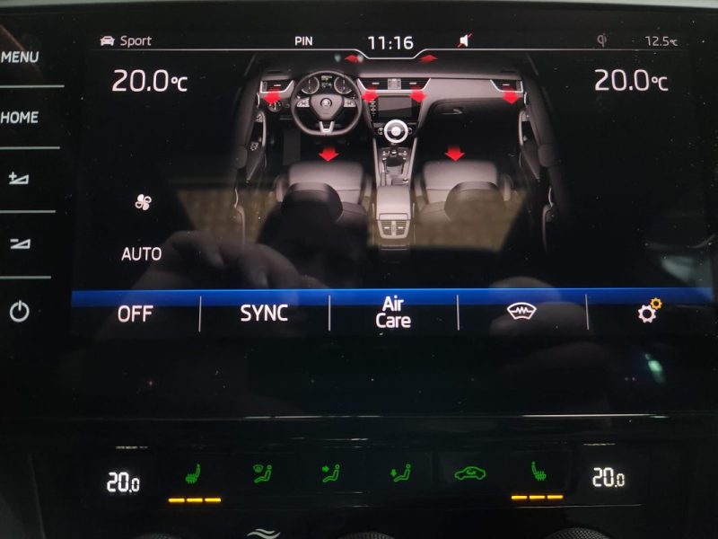 SKODA OCTAVIA COMBI 2.0 TSI 245 RS*ACC*PANO*CAMERA*LED