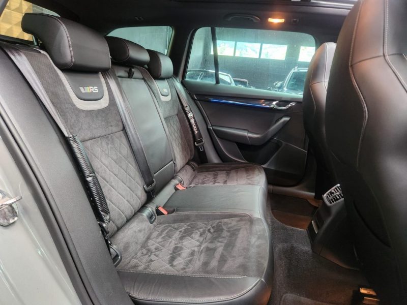 SKODA OCTAVIA COMBI 2.0 TSI 245 RS*ACC*PANO*CAMERA*LED