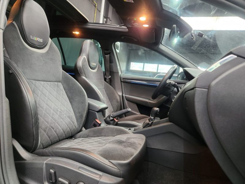 SKODA OCTAVIA COMBI 2.0 TSI 245 RS*ACC*PANO*CAMERA*LED